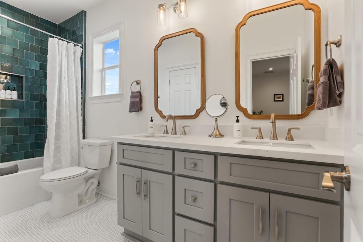 Luxury New 3bd With Parking And Private Yard
