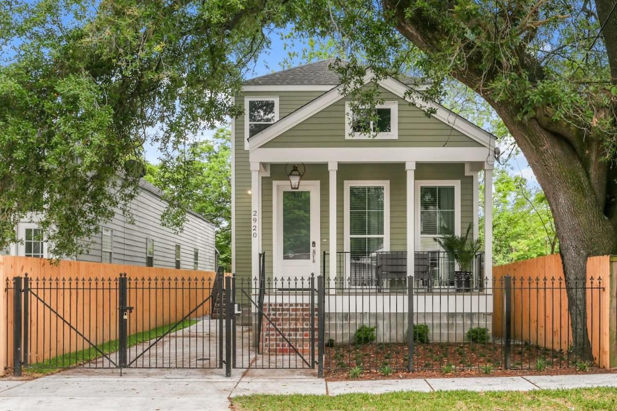 Luxury New 3bd With Parking And Private Yard *